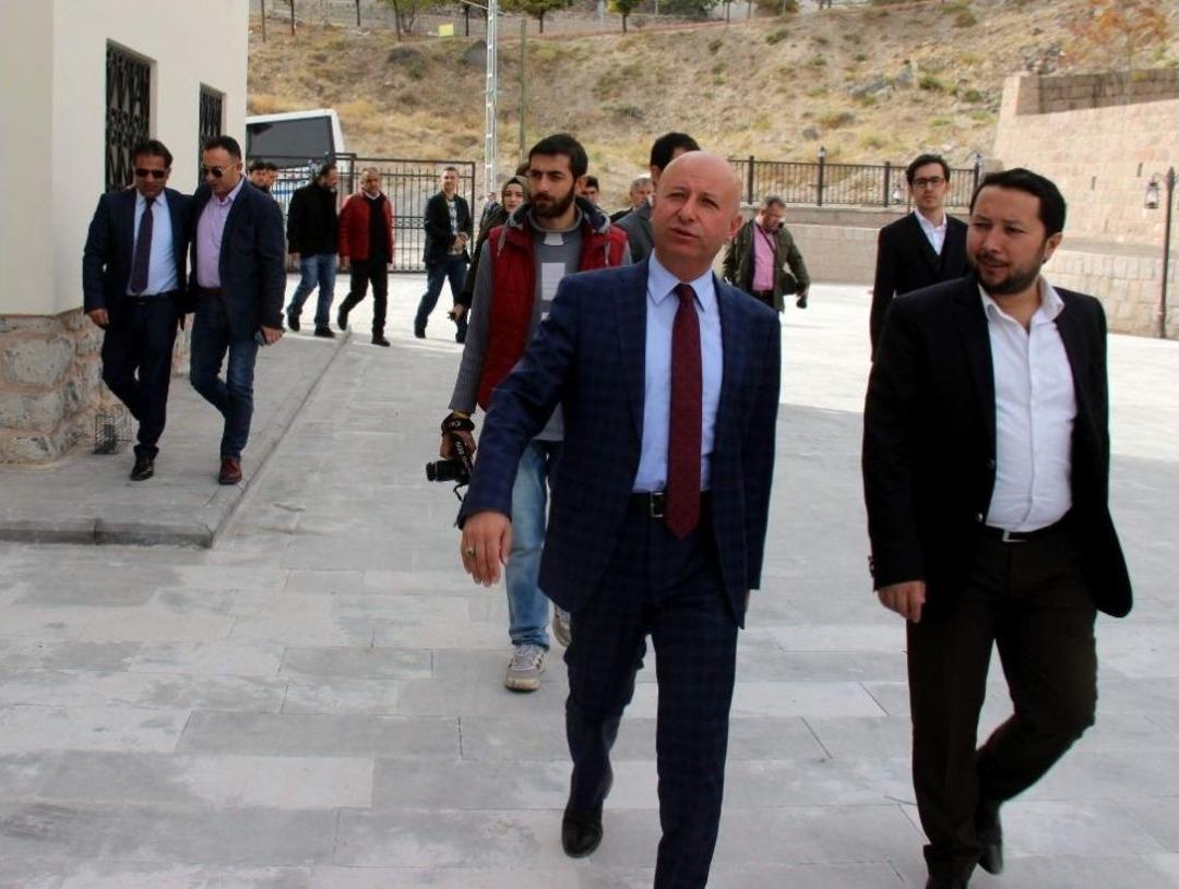 Başkan &Ccedil;olakbayrakdar Projelerini G&ouml;rsel Brifing İle Tanıttı