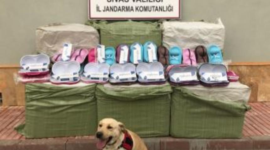 İ&ccedil; &Ccedil;amaşırı Kutularında Ka&ccedil;ak Sigara