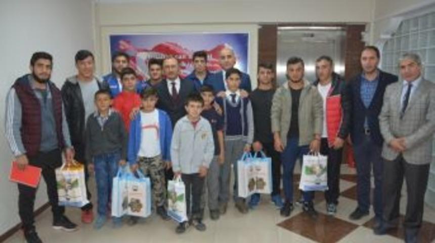 Askf Ardahan Şubesi &Uuml;yelerinden Başkan K&ouml;ksoy&rsquo;a Ziyaret