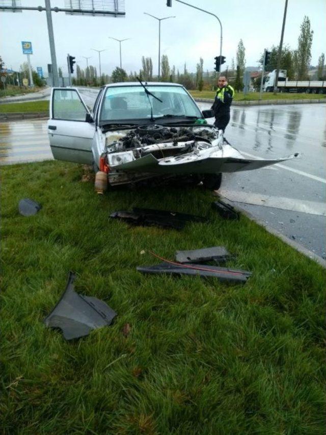 Gediz’de Trafik Kazası: 6 Yaralı