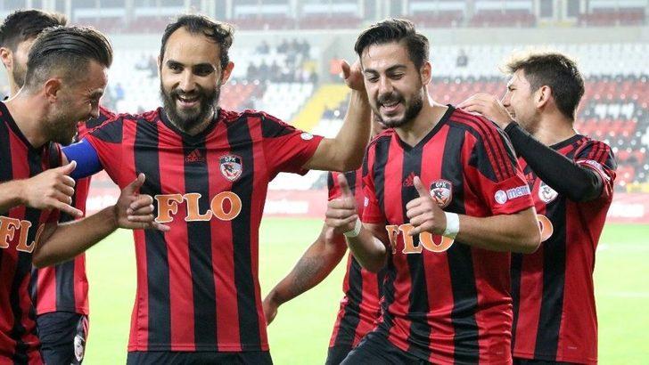 Ziraat Türkiye Kupası: Gazişehir Gaziantepspor: 1 - Ankara Demirspor: 2 G1