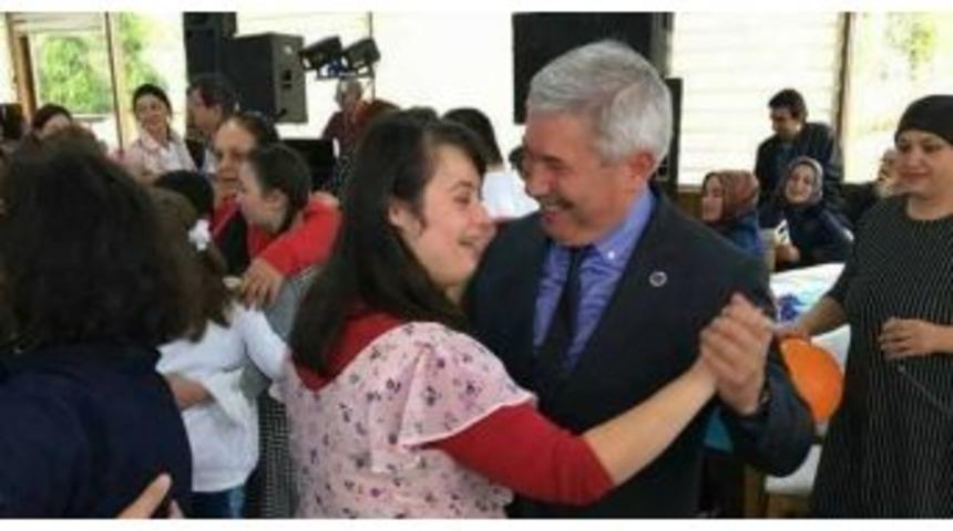 Kozlu Belediyesi&rsquo;nden &Ouml;zel &Ouml;ğrencilere &Ouml;zel Program