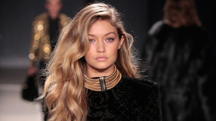 &Uuml;nl&uuml; Modellerin Dalgalı Sa&ccedil;ları Nasıl Yapılıyor? 