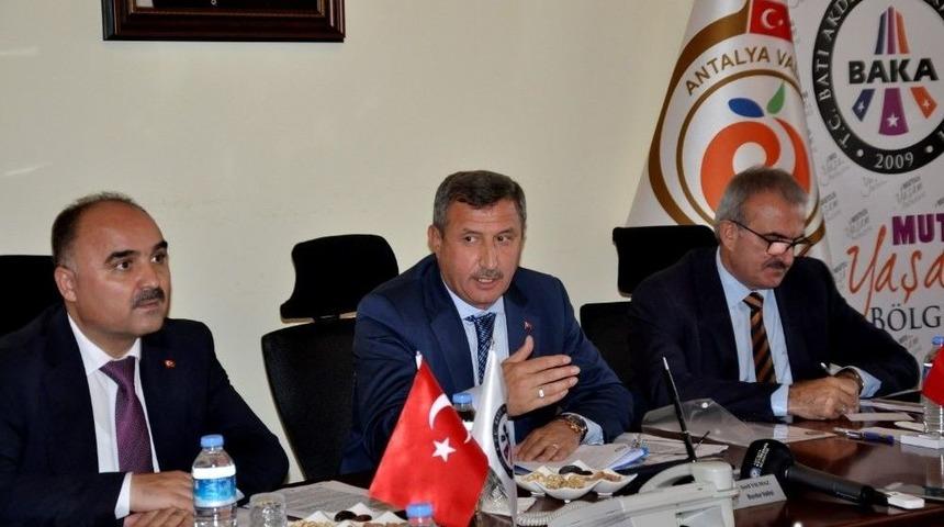 Baka Y&ouml;netim Kurulu Antalya&rsquo;da Toplandı