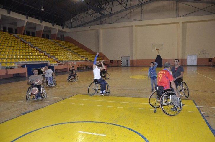 Siverek Bedensel Engelliler Yeniden Sahalarda G1