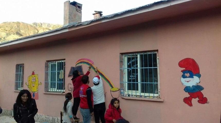 Solhan’da Gönüllüler, Okulu Boyadı