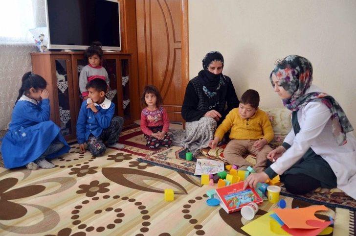 Bedensel Engelli Umut’a Eğitim Desteği G4