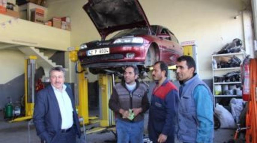Başkan Tutal, Oto Sanayi Esnafını Ziyaret Etti