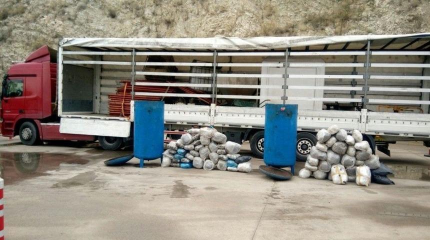 Kocaeli&rsquo;deki Operasyonlarda 363 Kilo Uyuşturucu Ele Ge&ccedil;irildi