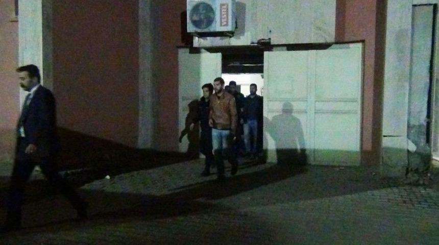 Mardin&rsquo;de Fet&ouml;&rsquo;den 18 Asker Tutuklandı