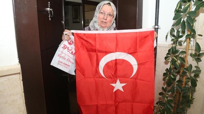 G&ouml;lbaşı Bayraklarla S&uuml;slenecek