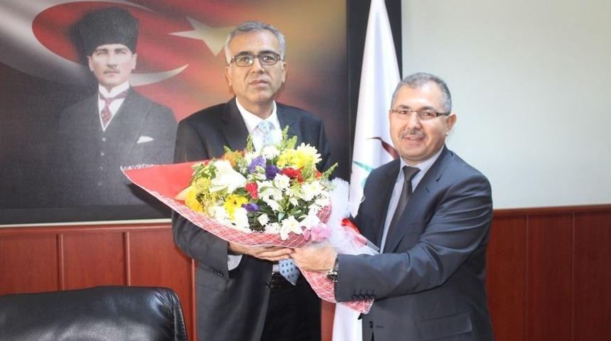 İl Sağlık M&uuml;d&uuml;r&uuml; Erdoğan &Ouml;z G&ouml;reve Başladı