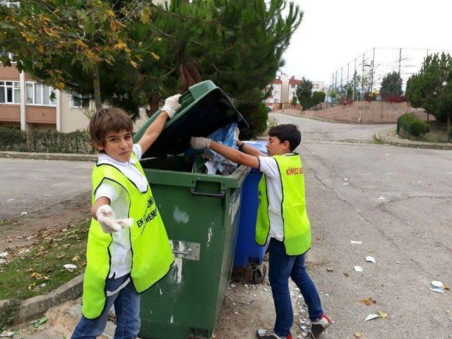 Körfezli Öğrenciler Ders İşlerken Ders Verdiler