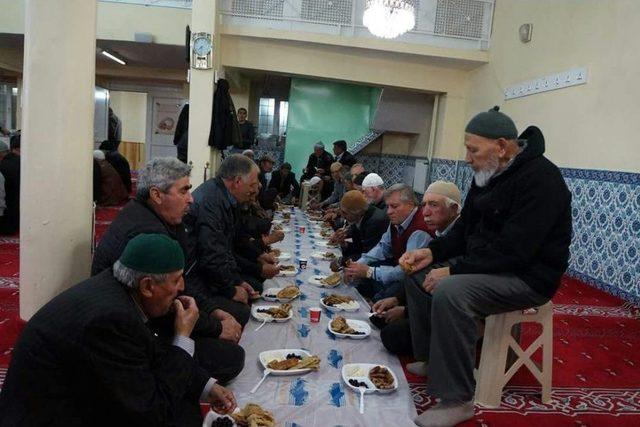 Seyitgazi Kümbet Mahallesinde Sabah Namazı Buluşmaları