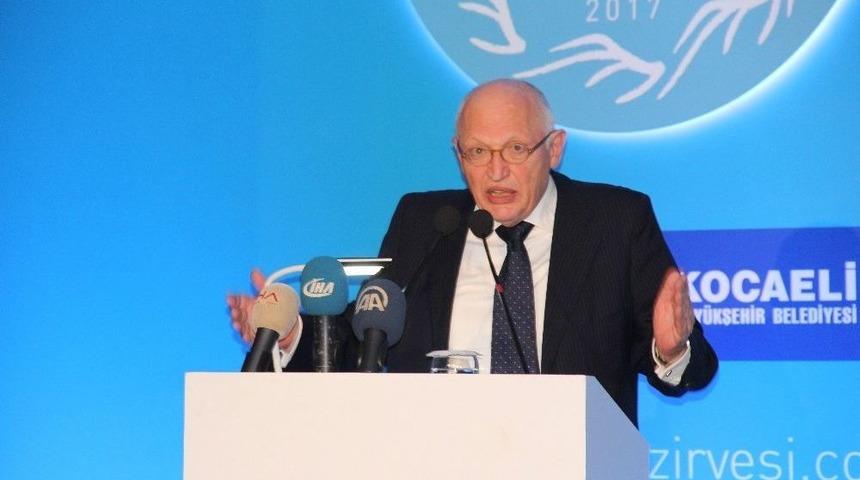 Ab Genişlemeden Sorumlu Eski Komiseri Gunter Verheugen: