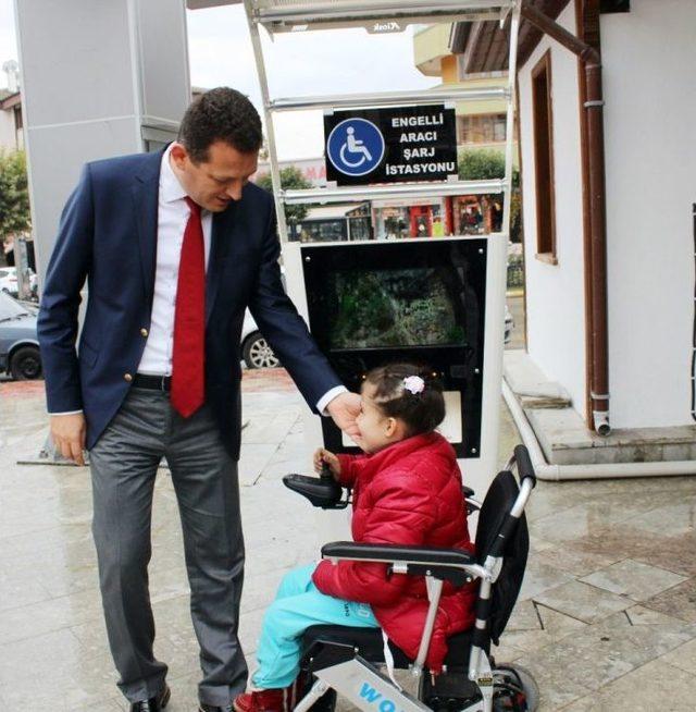 Safranbolu’da Engellilere Şarj İstasyonu