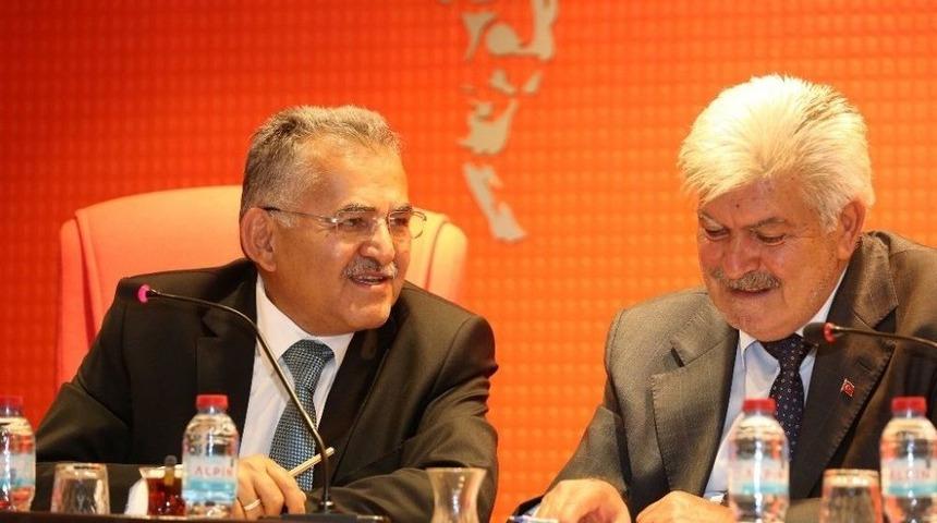 B&uuml;y&uuml;kkılı&ccedil;, Kesob&rsquo;un Meclis Toplantısına Katıldı