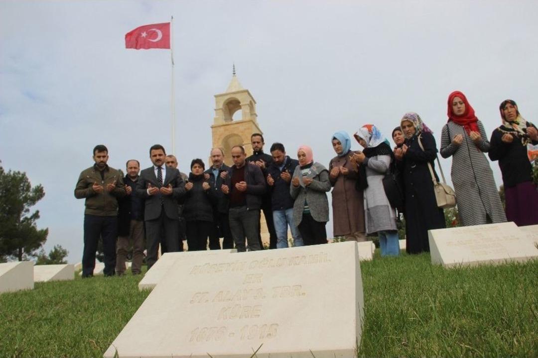 T&uuml;rkiye&rsquo;nin G&ouml;nl&uuml;n&uuml; Fetheden Madenciler &Ccedil;anakkale Şehitliklerinde