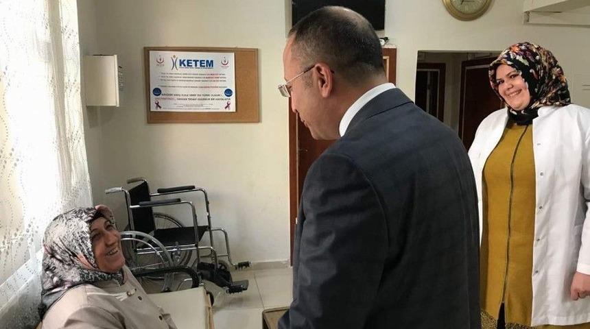 Vali Atik Okul Ve Sağlık Merkezinde İncelemelerde Bulundu