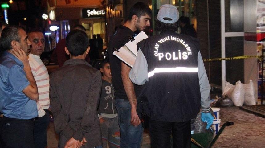 Garsonu Bıçaklayarak Öldüren Zanlı Tutuklandı