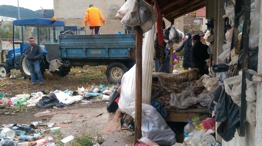 Alaşehir’de Bir Çöp Ev Daha