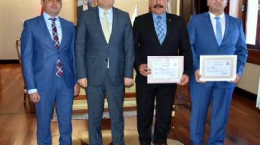 Bu İl&ccedil;ede Yaşayanların Tamamı Yeni Kimlik Kartlarını Aldı