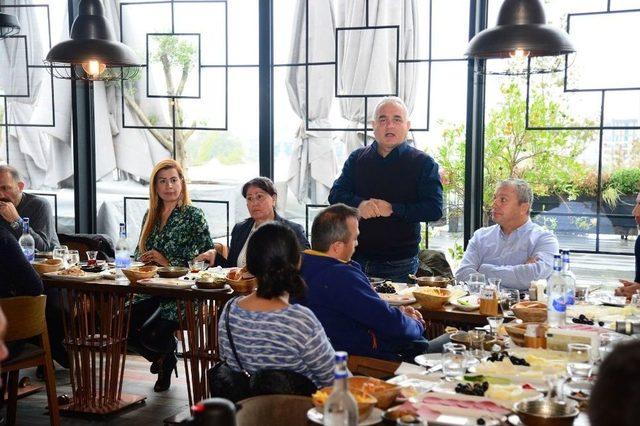 Beylikdüzü Belediyesi, İlçe Spor Kulüplerinin Yöneticileri İle Kahvaltıda Buluştu