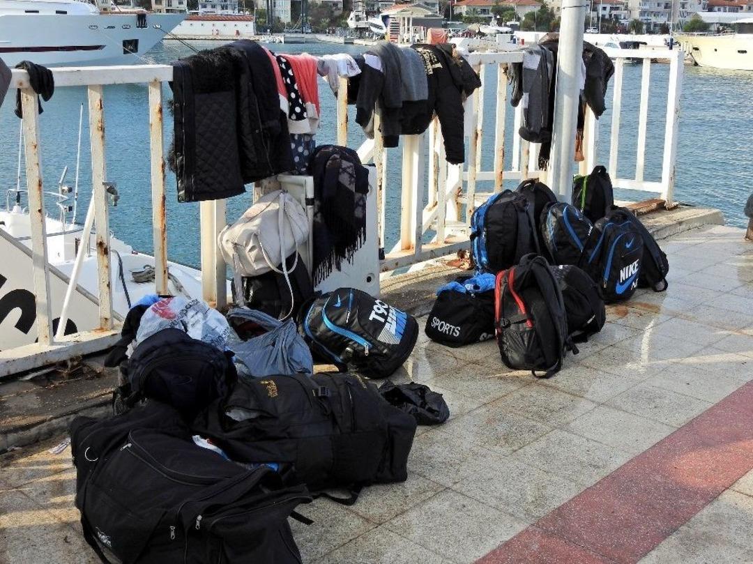 66 Ka&ccedil;ak G&ouml;&ccedil;men Botları Bakmak &Uuml;zereyken Kurtarıldı