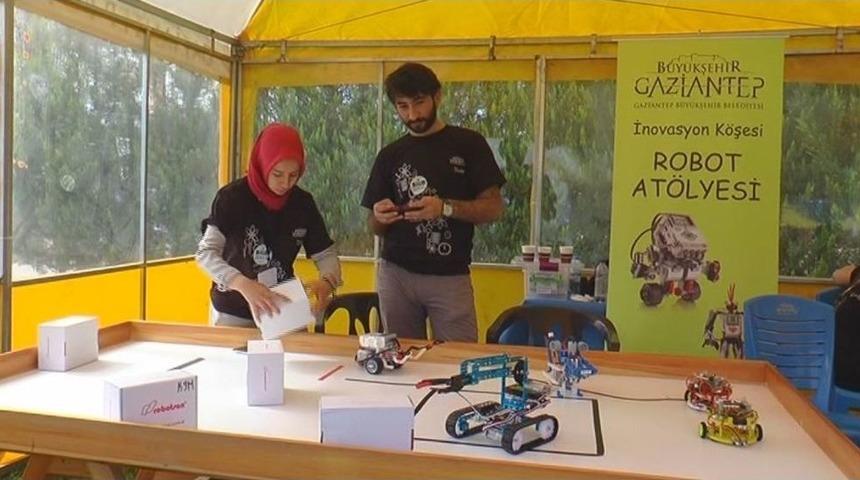 Suriye&rsquo;nin İlk Ve Tek Astronotu Gaziantep&rsquo;te Bilim Şenliğine Katıldı