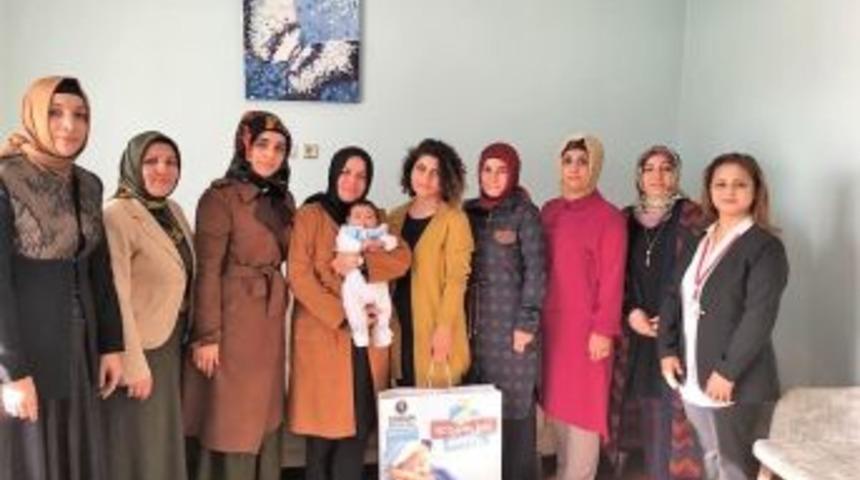 K&uuml;lc&uuml;&rsquo;den Aksungur Bebeğe Hoş Geldin Hediyesi