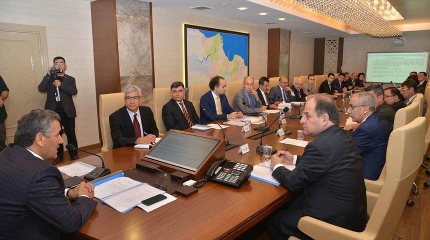 Vali Kaymak&rsquo;tan Kaymakamlara Talimat