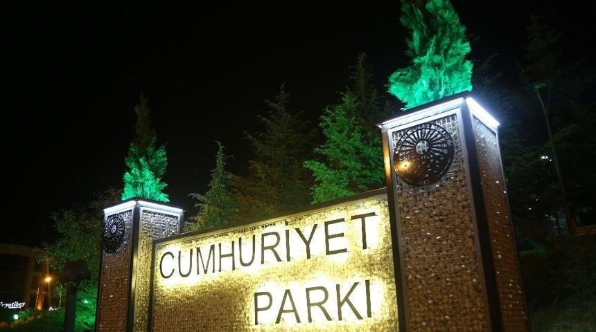 Cumhuriyet Parkı&rsquo;nda Geleneksel Mimari Yaşatılıyor
