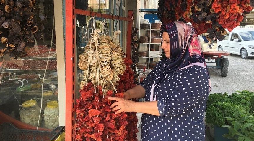 Hamarat Ellerden Aile B&uuml;t&ccedil;elerine Katkı