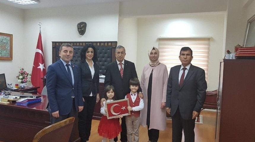 &Ouml;ğrencilerden Vali Yardımcılarına Ziyaret