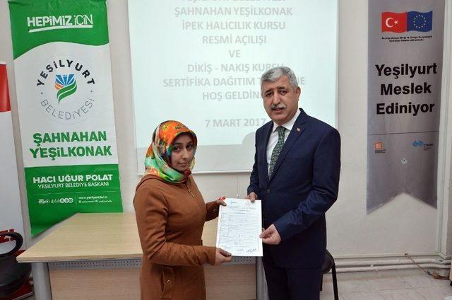 Yeşilyurt’ta 135 Bin 445 Euro Bütçeli Meslek Projesi Tamamlandı