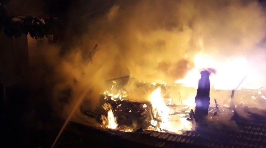 Ankara&rsquo;da Gecekondu Yangını