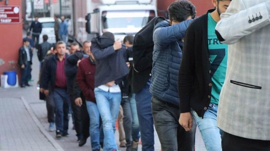 Bylock Kullanan 14 Kişi Adliyeye Sevk Edildi