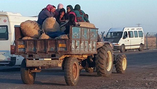 Çocukların Otomobil Bagajındaki Tehlikeli Yolculuğu Kamerada