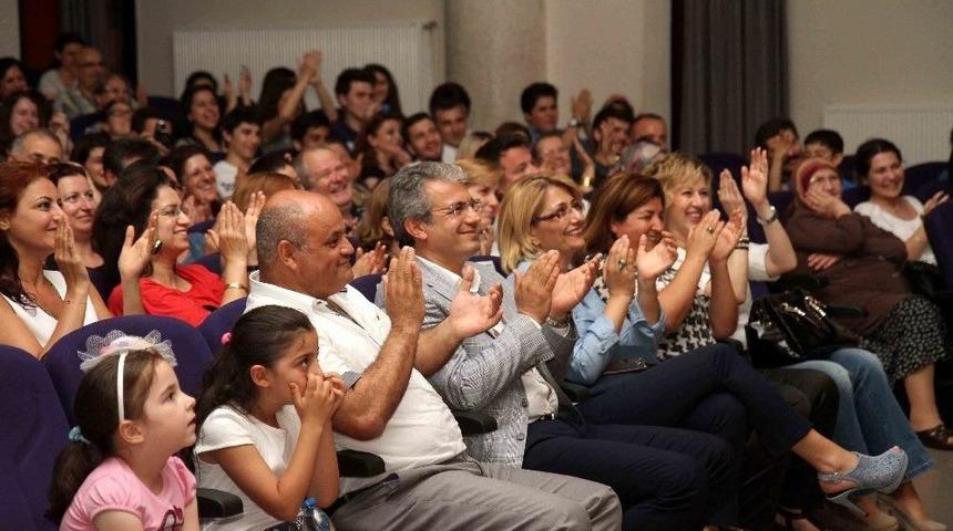 Karşıyaka Belediye Tiyatrosu 22. Yılında