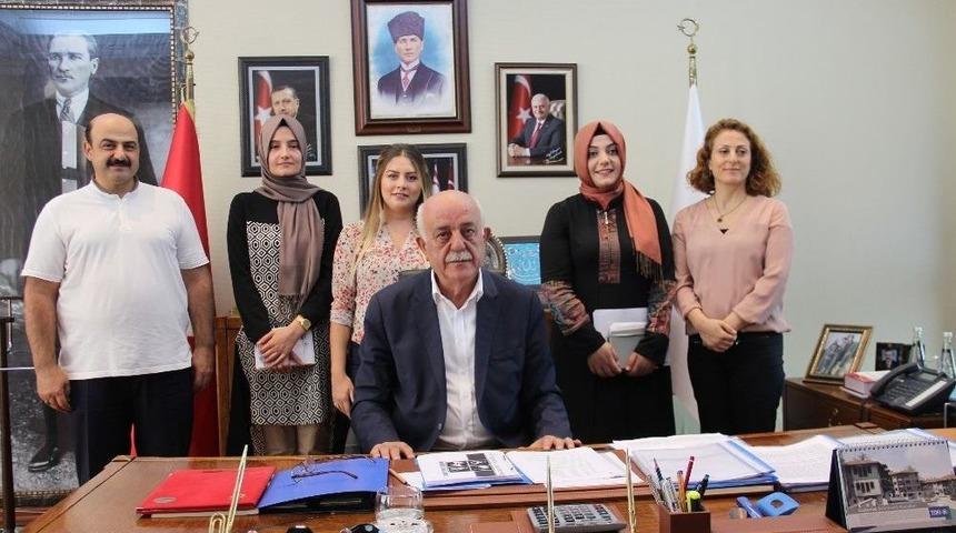 İskenderun&rsquo;da &lsquo;engelsiz At&ouml;lye&rsquo; İle Engelliler Kilim Dokuyacak