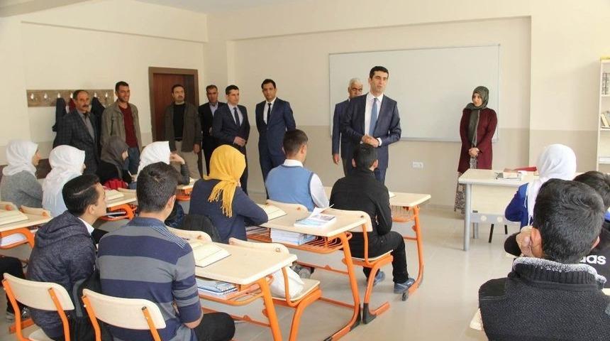 Kaymakam Kazez;"hi&ccedil;bir Başarı Tesad&uuml;f Değildir"