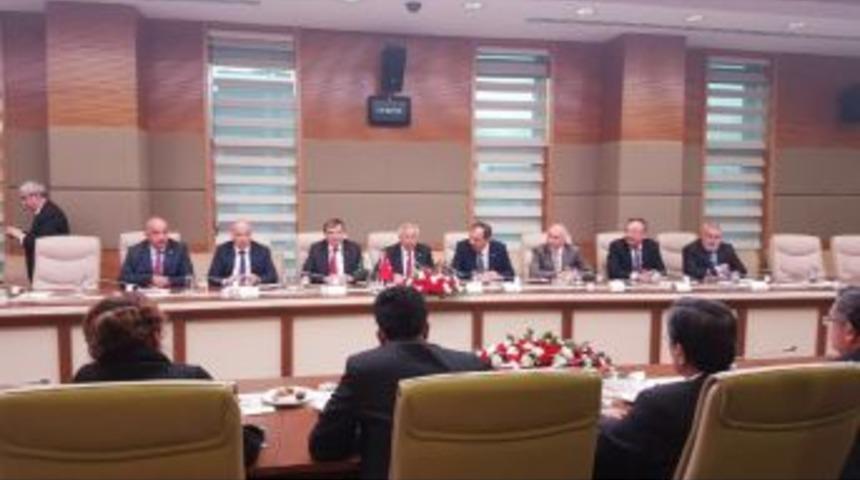 Ilıcalı, 2026 Kış Olimpiyatlarına Adaylık İ&ccedil;in Pakistan &Uuml;yelerinden Destek İstedi