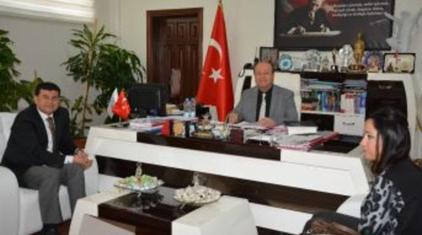 Başkan &Ouml;zakcan; "halkımızın Yararına Olacak Her Projeye A&ccedil;ığız"