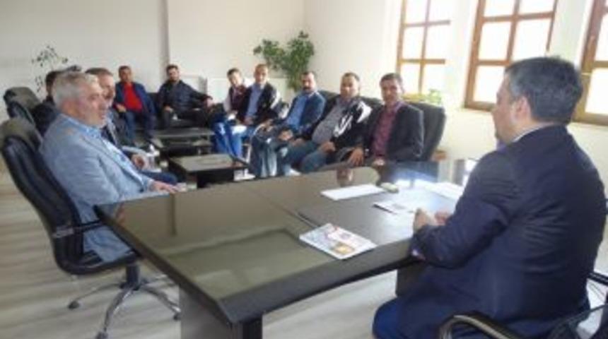 Ak Parti Hisarcık İl&ccedil;e Y&ouml;netimi, İlk Ziyaretini Kaymakamlığa Yaptı