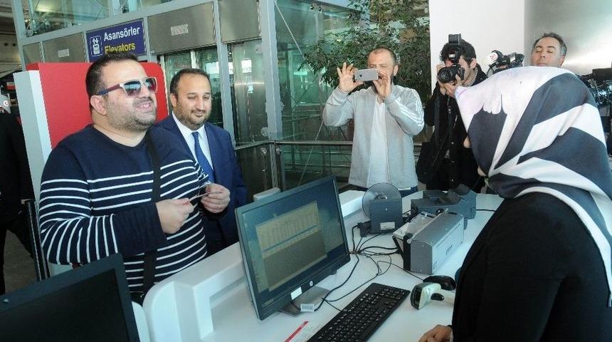 Thy&rsquo;den G&ouml;rme Engelliler İ&ccedil;in Kabartmalı Biniş Kartı Hizmeti