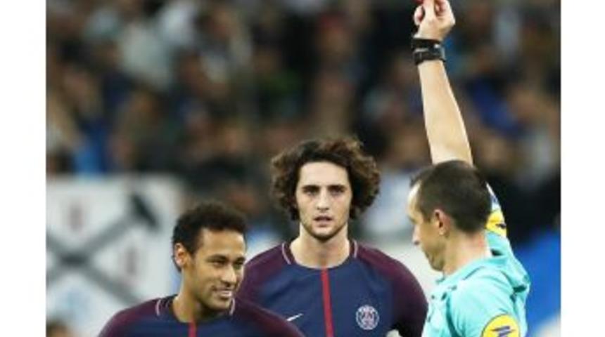 Neymar&rsquo;a 2 Ma&ccedil; Ceza