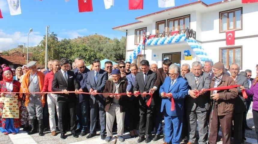 Germencik Belediyesi &Ccedil;arıklar Mahallesi&rsquo;nin &Ccedil;ehresini Değiştirdi