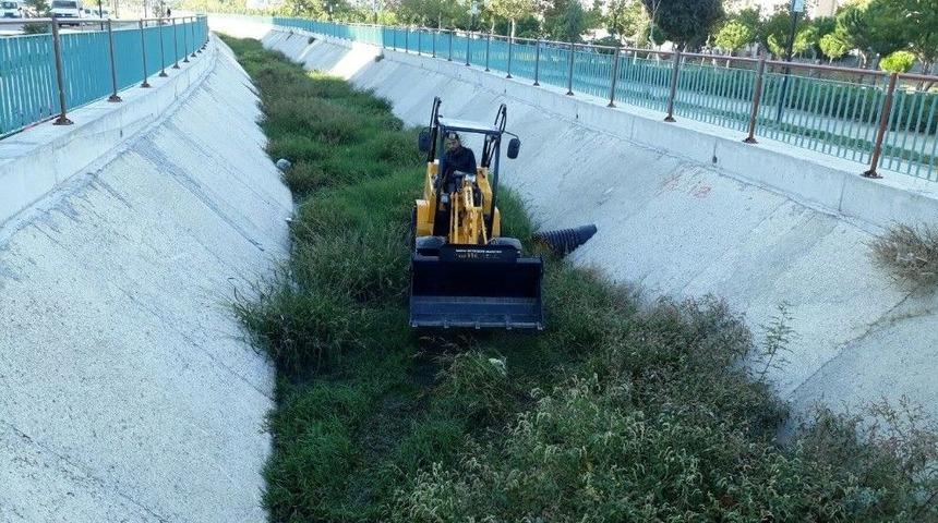 Cumhuriyet Mahallesi’ne Dere Temizliği