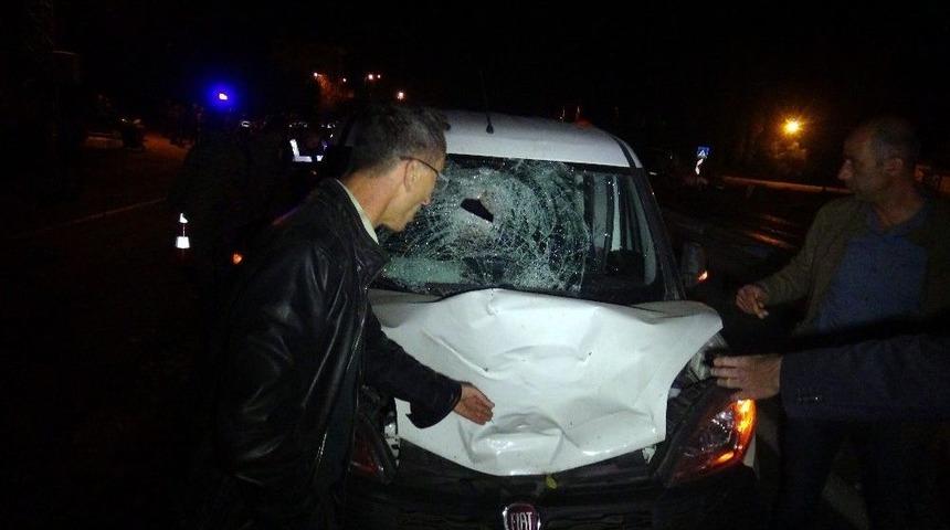 Otomobilin &Ccedil;arptığı Yaya Hayatını Kaybetti