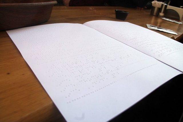 Görme Engellilere Braille Alfabesiyle Menü